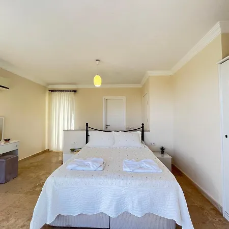 With Large Pool For 8 People In Kas, Kalkan - Awz 117 فيلة
