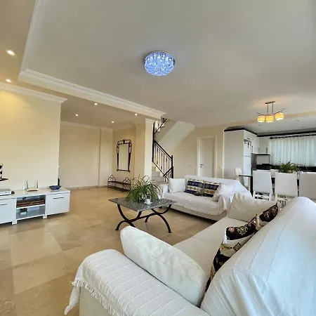 With Large Pool For 8 People In Kas, Kalkan - Awz 117 كاس